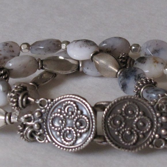 NWT 7" Pink Opal & Bali Silver Triple-Stranded Artisan Bracelet - Picture 3 of 9